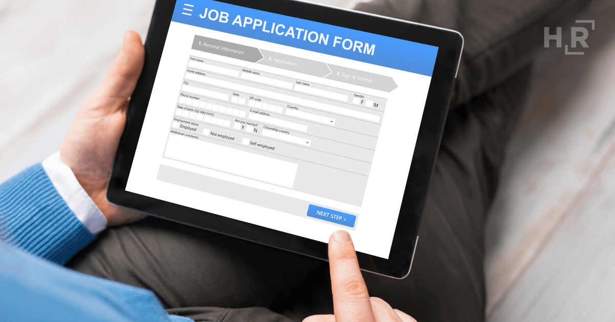 7.26.22 2022-06 Blog What-US-Employers-Need-to-Know-About-Ban-The-Box-Laws-1